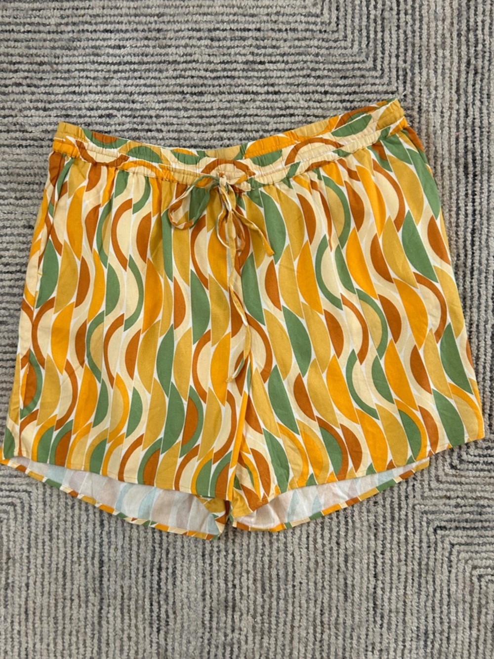 Eloquii Wave-Print Drawstring Shorts Linen blend Size 14 Colorful Spring Summer